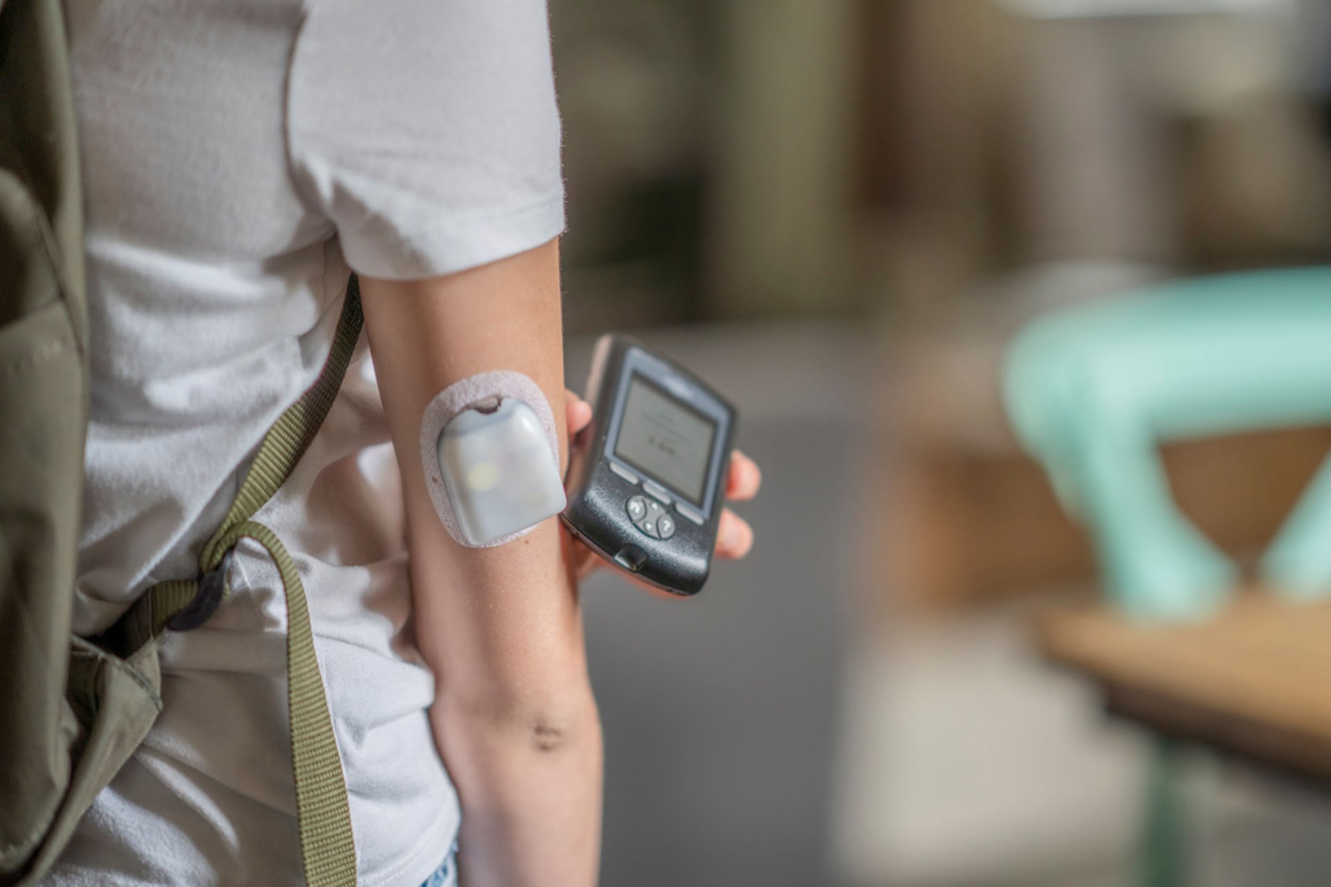 Benefits of Adhesive Coated Non-Wovens Wearables | DermaMed